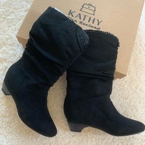 💃 Kathy Van Zeeland Black Boot NWT